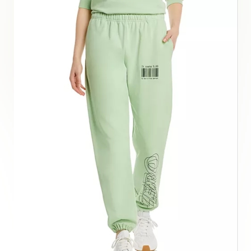 The Mayfair GroupIt Costs Zero Dollars Graphic Sweatpants Size M/L